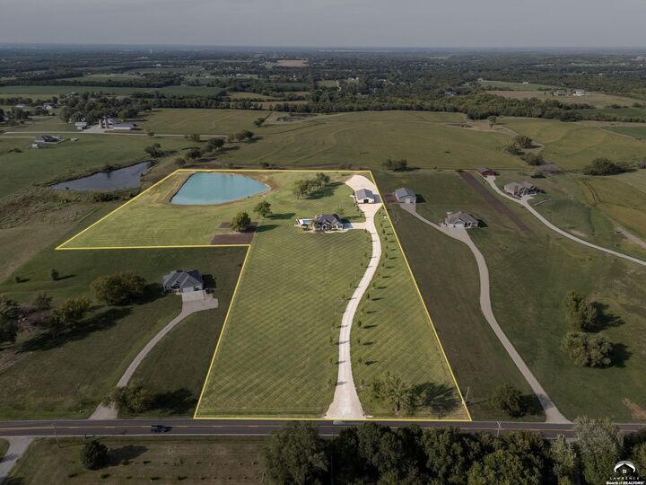 Property Photo:  4550 SE 61st Street  KS 66409 