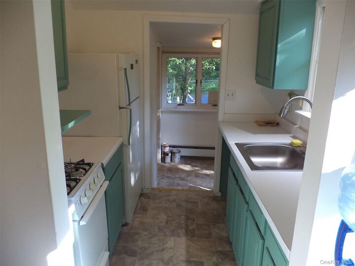 Property Photo:  20 Oakwood Trail N  NY 10950