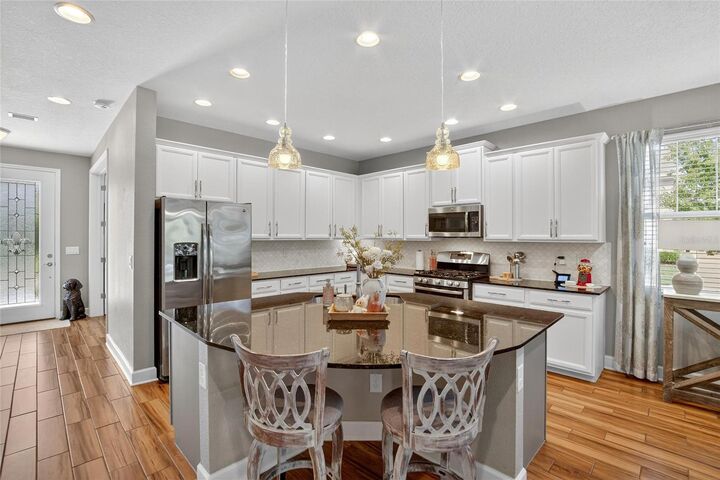 Property Photo: 14302 Rolling Dune Road FL 33547