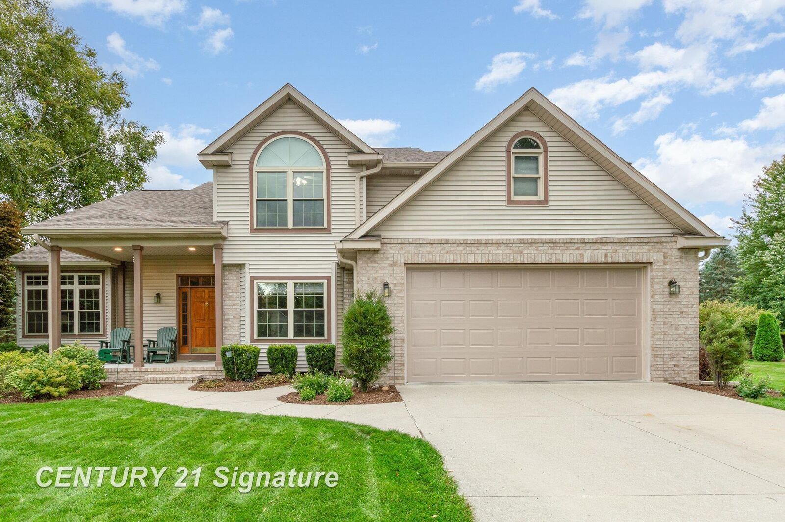 Property Photo:  7724 Hillbridge Drive  MI 48623 