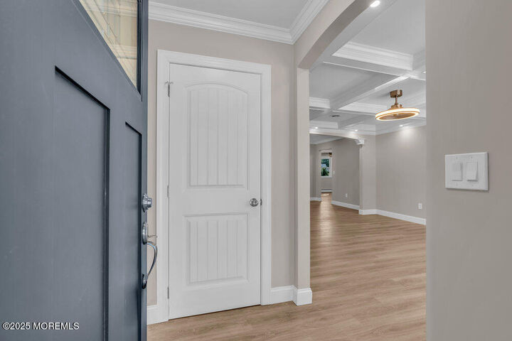 Property Photo:  33 Brookfield Court  NJ 08757 