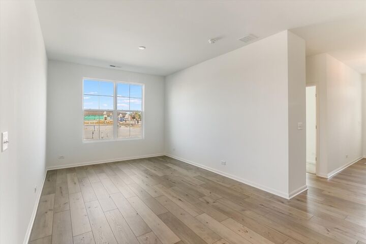Property Photo:  735 Alberta Avenue  IL 60543 