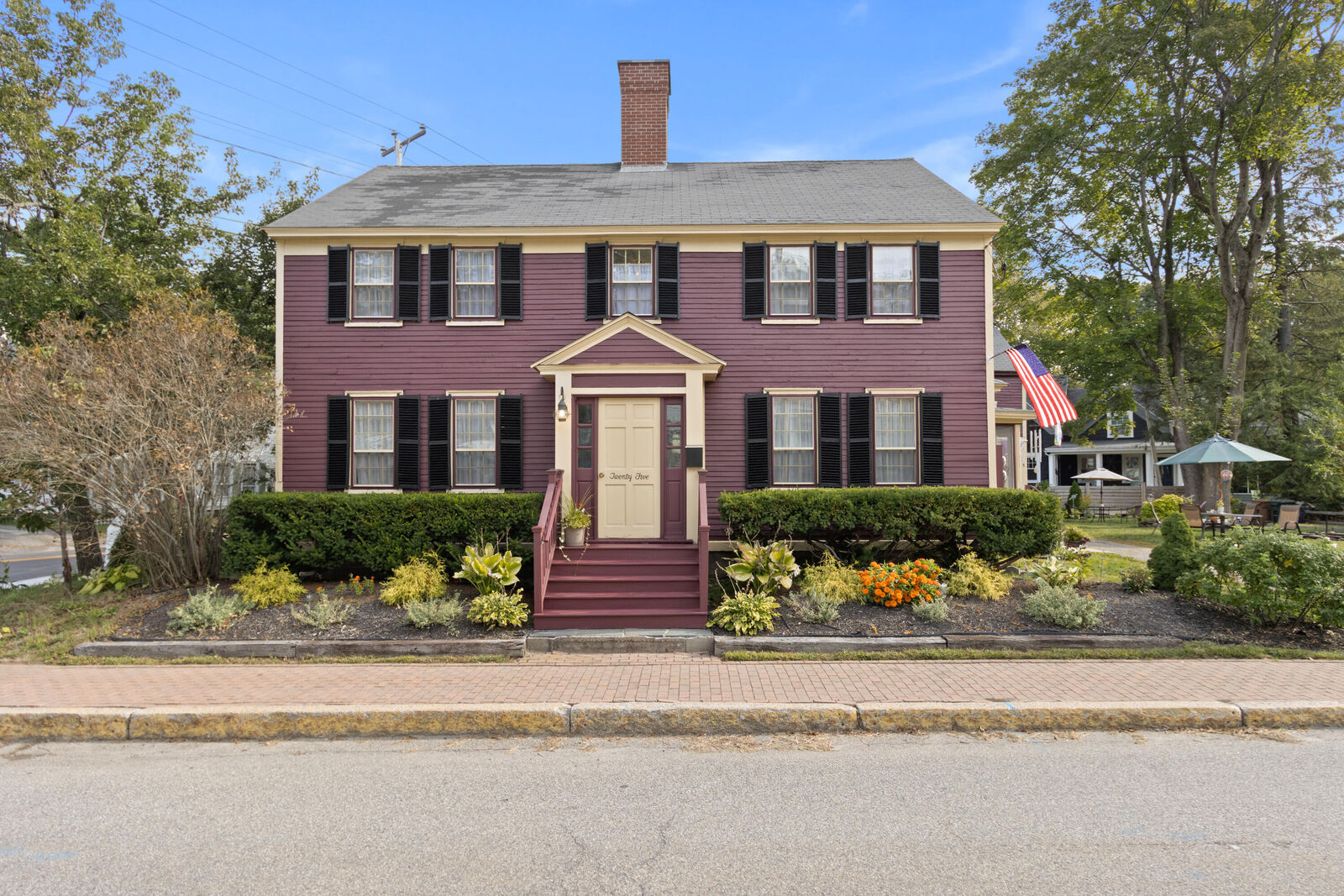 Property Photo:  25 Cross Street  ME 04072 