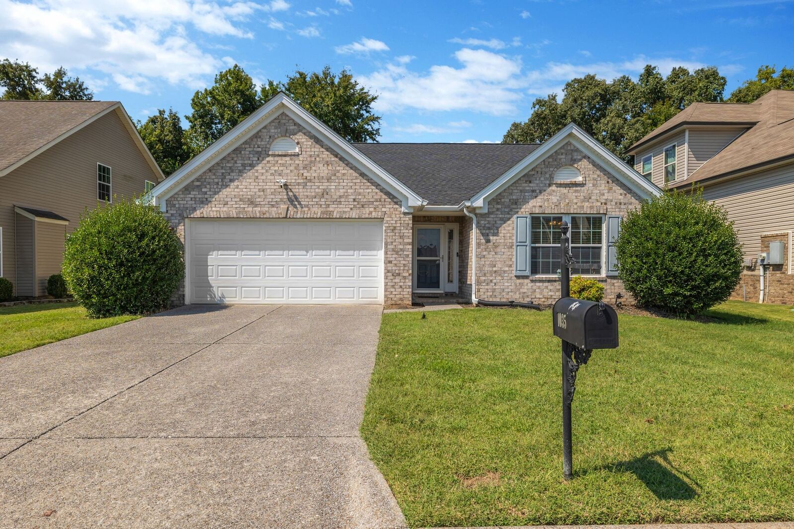 Property Photo:  1035 Daniel Ln  TN 37174 