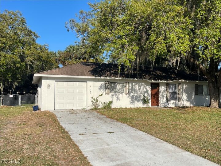 Property Photo:  4020 E Sunflower Circle  FL 33935 
