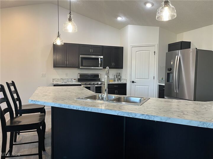 Property Photo:  7193 Pawnee Road  OH 44275 