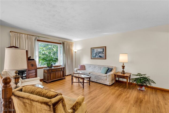 Property Photo: 2805 Lydia Drive SW OH 44481