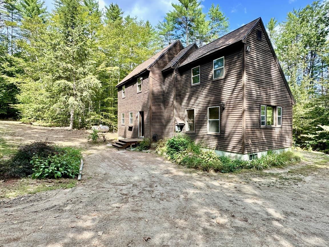 Property Photo: 12 Wolfe Den Drive NH 03256