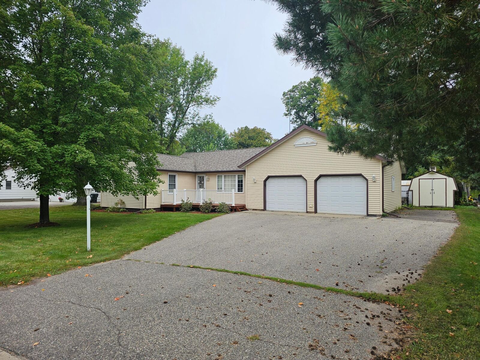 Property Photo: 3208 N Nokomis NE MN 56308