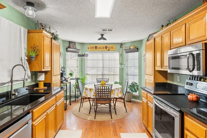 Property Photo:  5505 Onyx Court  TX 76017