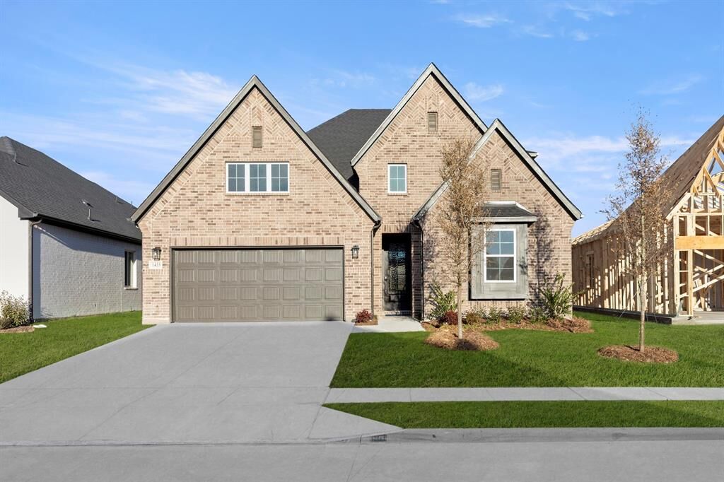 Property Photo:  1433 Kirkdale Drive  TX 75126 