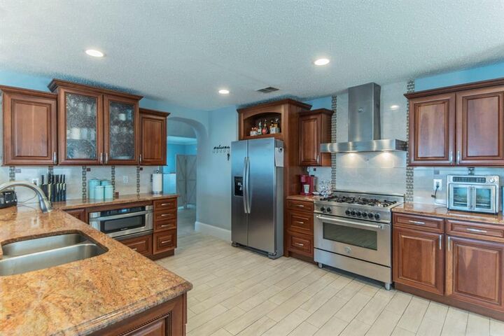 Property Photo: 7523 Geneseo Lane TX 76002