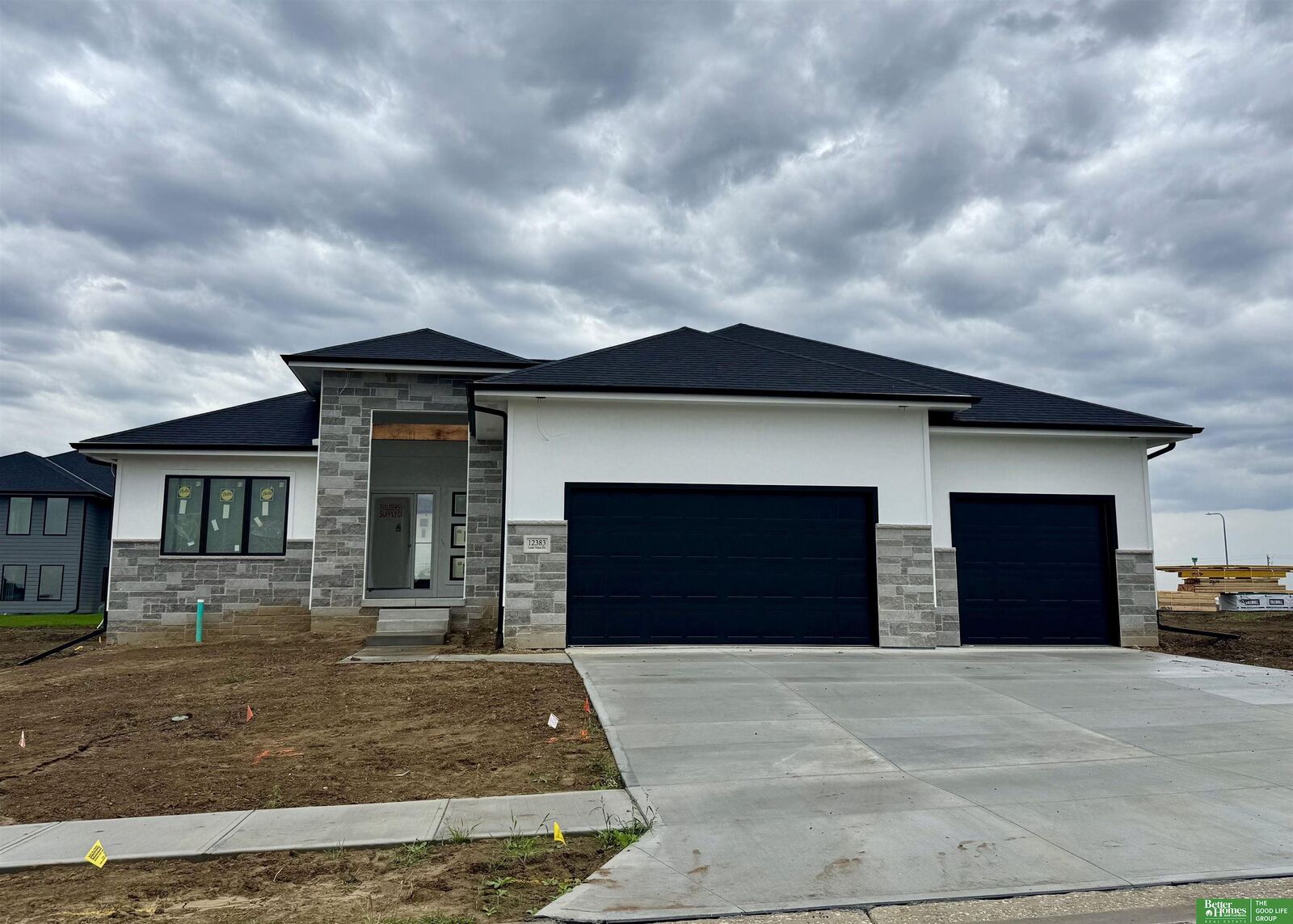 Property Photo: 12383 Lake Vista Drive NE 68046