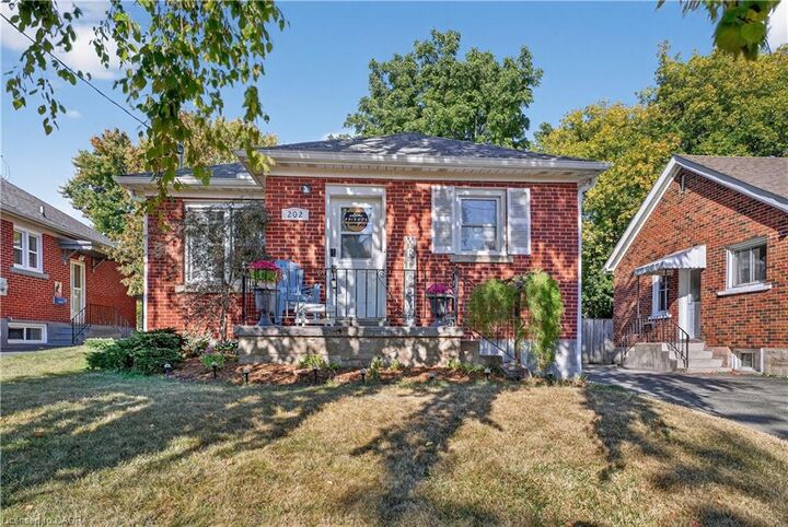 202 Bedford Road  Kitchener ON N2G 3A6 photo