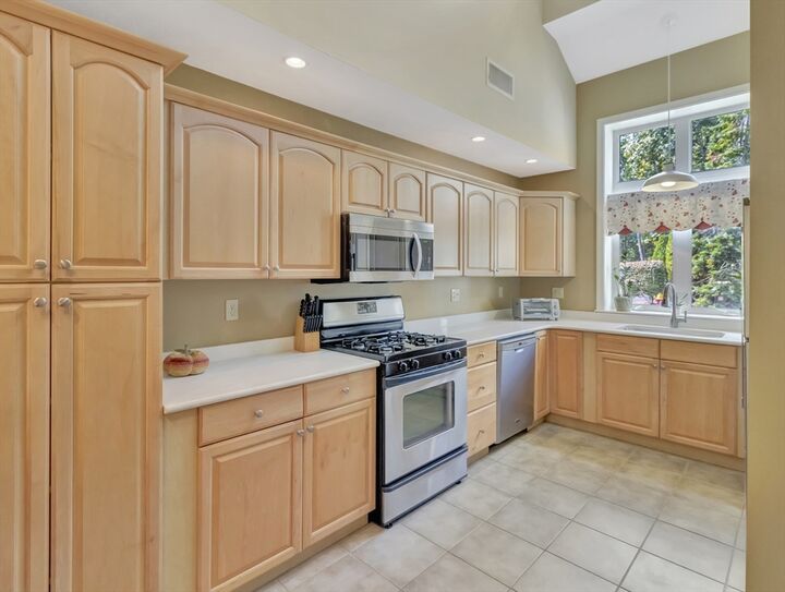 Property Photo:  15 Reservoir St 44  MA 02048 