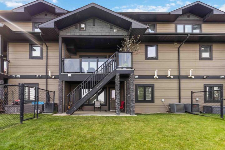 Property Photo:  208 Sparrow Hawk Drive 8  AB T9K 0Y8 