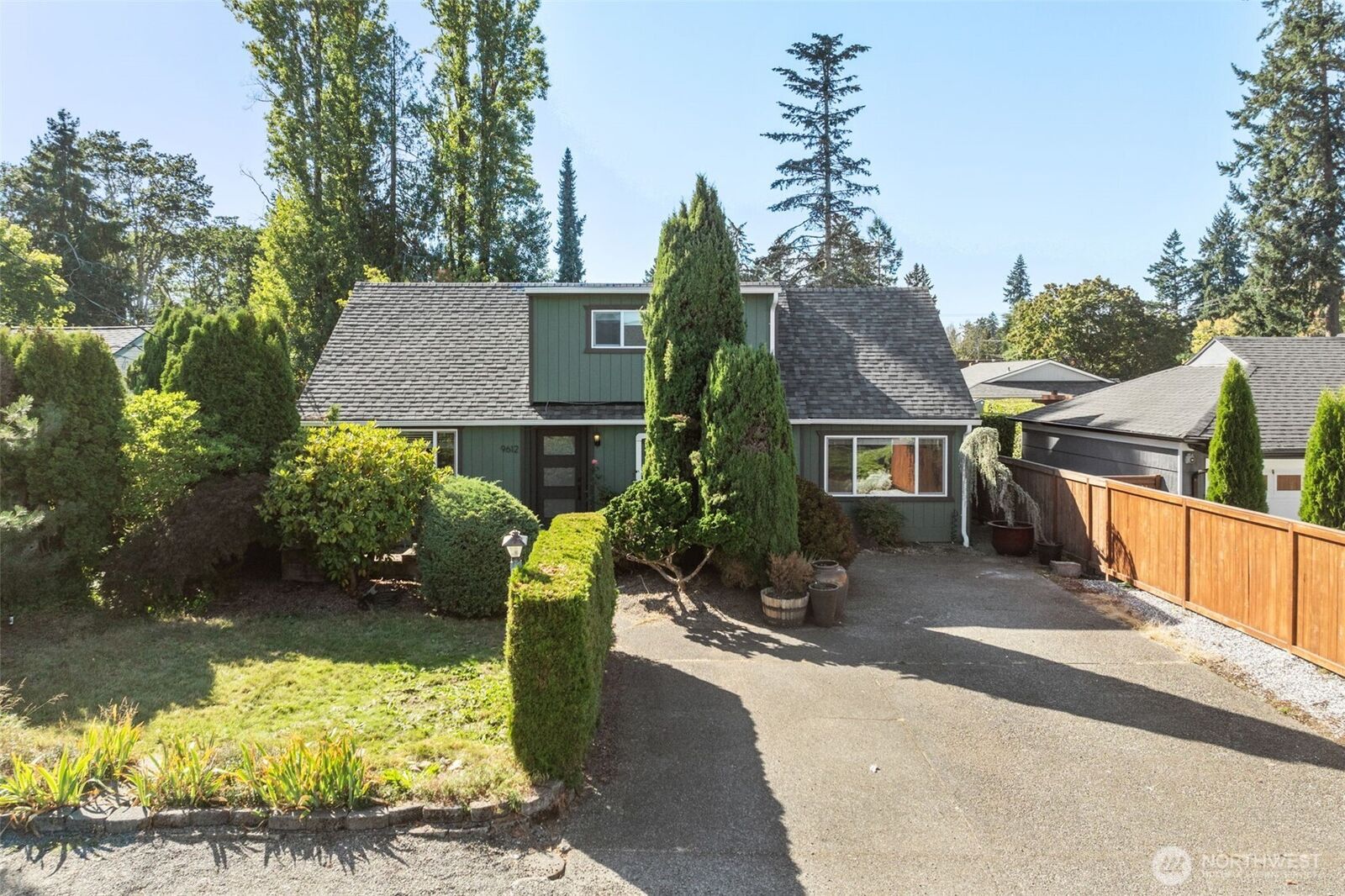 Property Photo:  9612  Oak Lane SW  WA 98499 