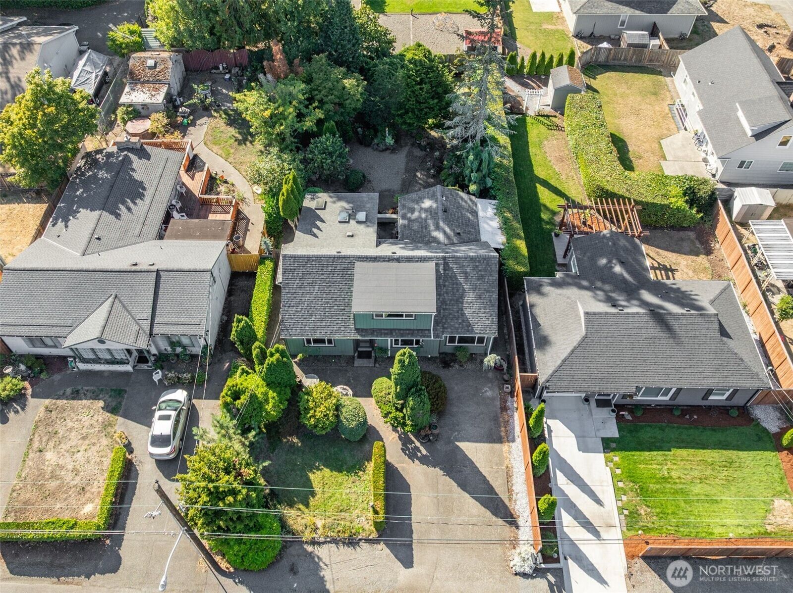 Property Photo:  9612  Oak Lane SW  WA 98499 