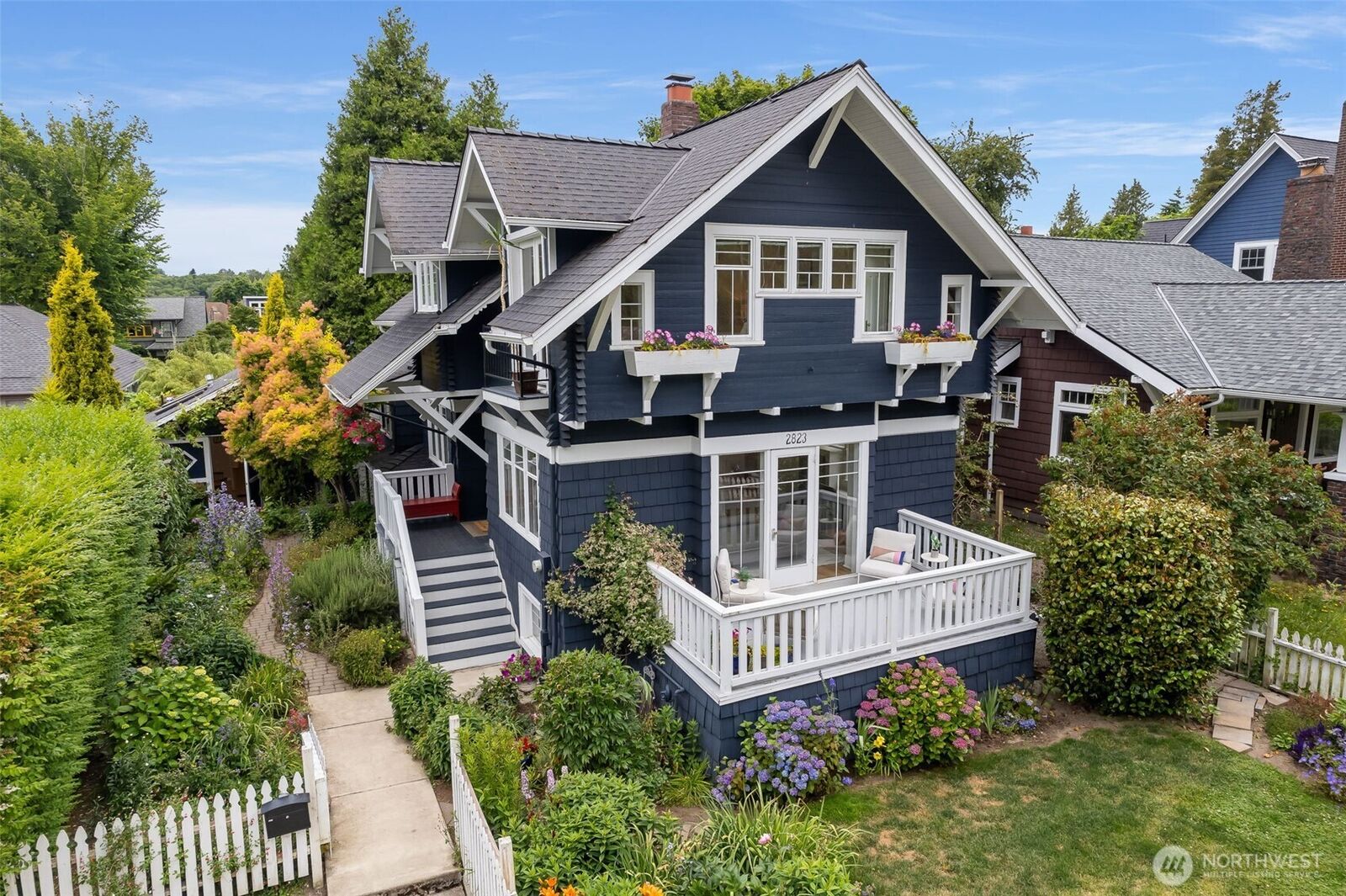 Property Photo:  2823  34th Avenue S  WA 98144 