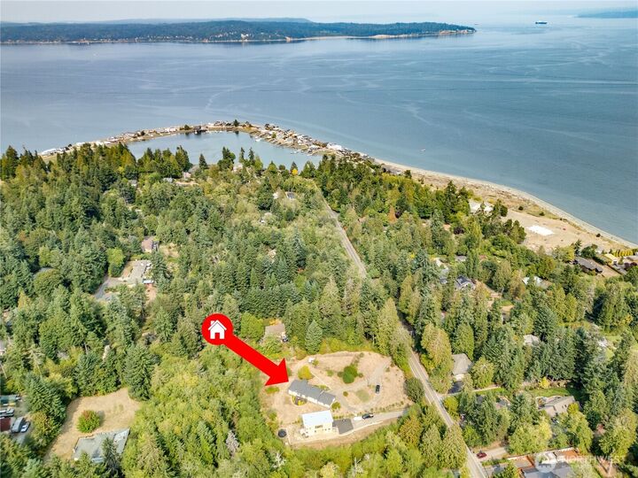Property Photo:  15035  Sunrise Drive NE  WA 98110 