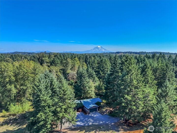 Property Photo: 3015 282nd Street E WA 98387