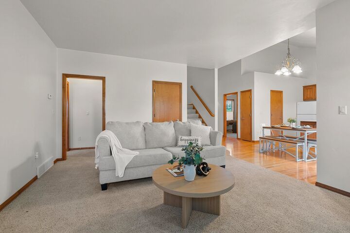 Property Photo: 1658 Remington Ridge Way WI 54115