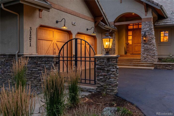 Property Photo:  31271 Island Drive  CO 80439 