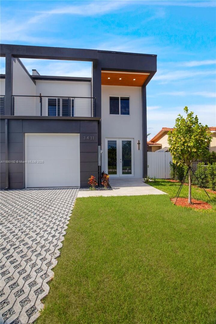 Property Photo: 3431 SW 16th Ter 3431 FL 33145