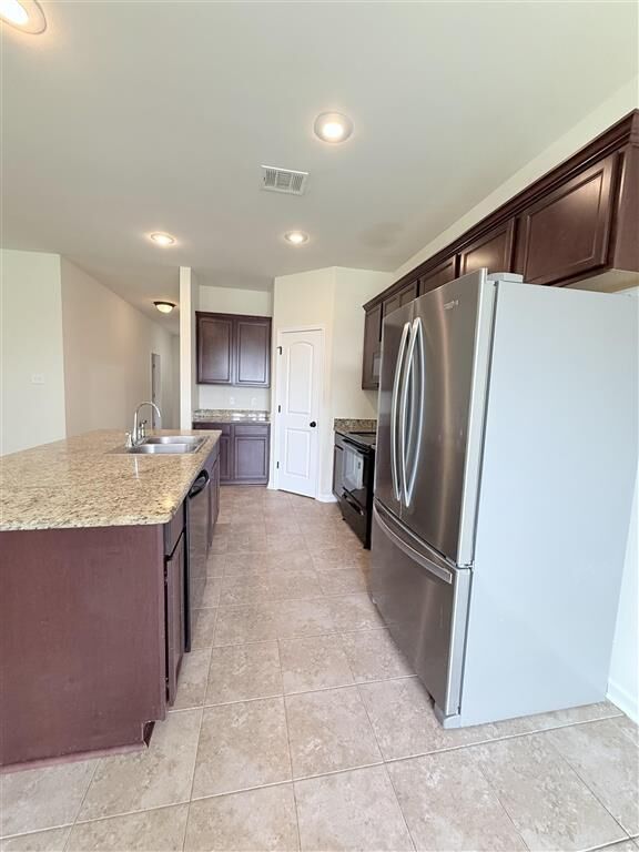Property Photo:  5411 Heberts Pass Pass  LA 70607 