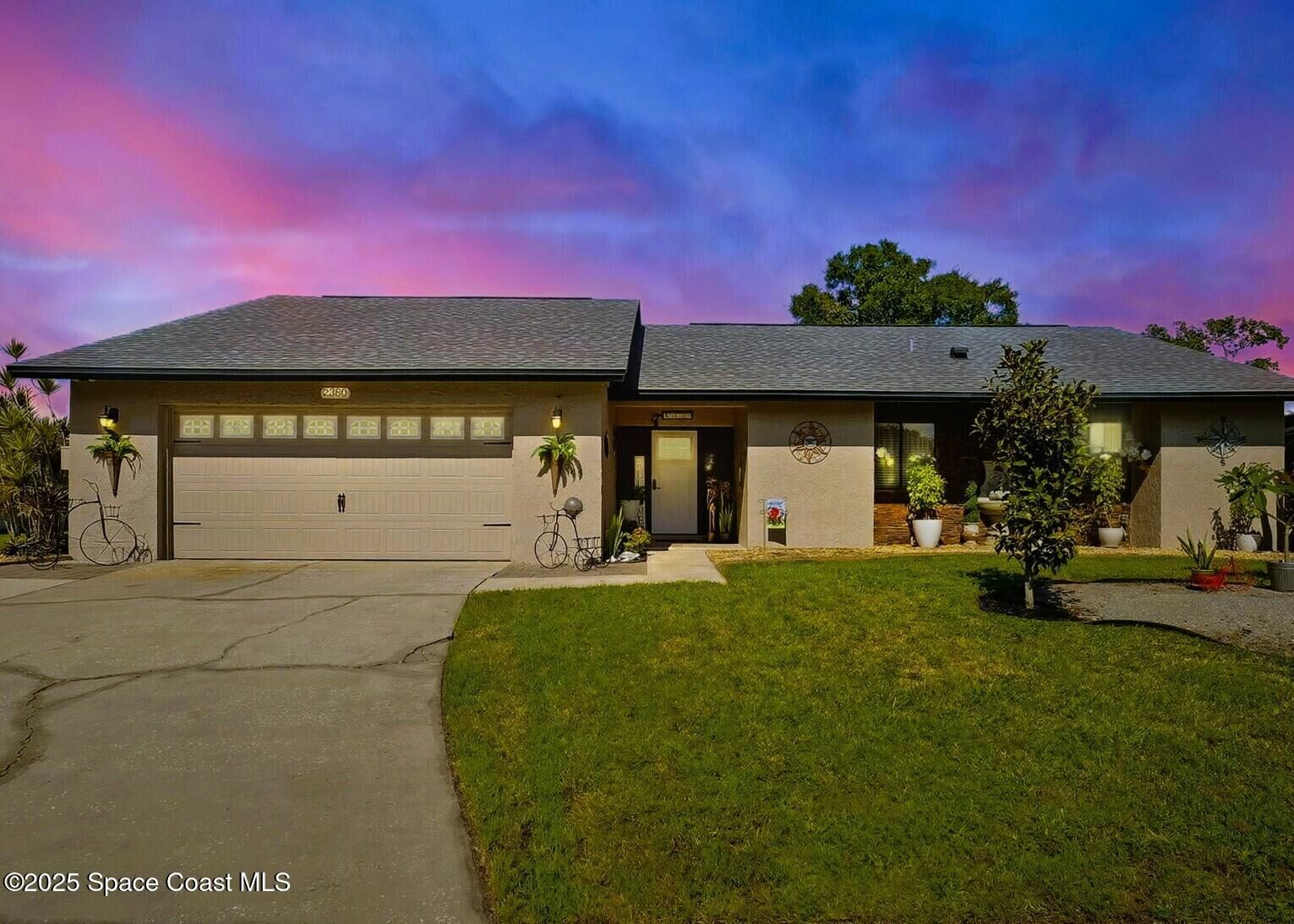Property Photo:  2380 Alabaster Avenue  FL 32833 