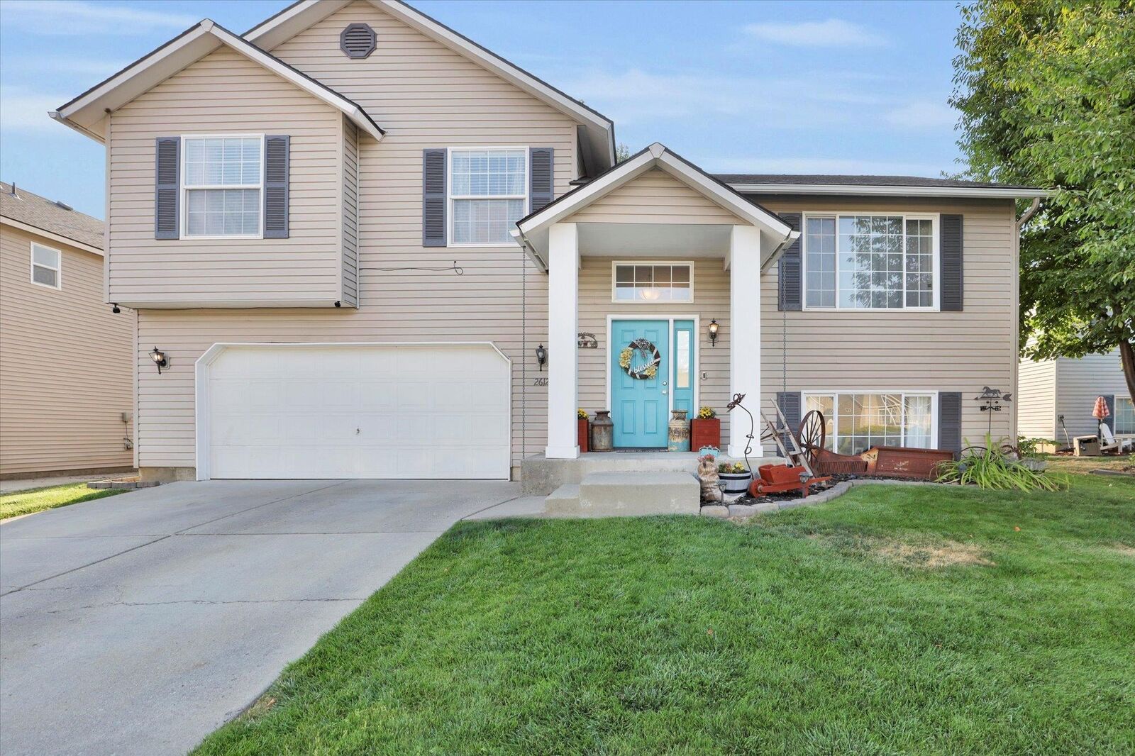 Property Photo:  2612 Eton Ln  WA 99004 