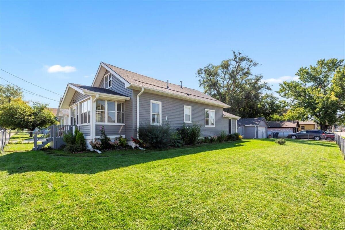 Property Photo:  2133 3rd  Avenue  IA 51501 