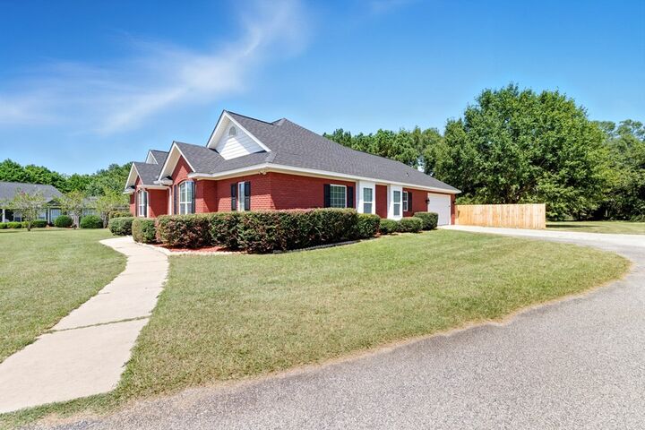 Property Photo: 100 Carrington Circle GA 31757
