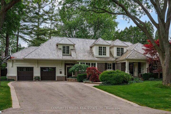 Photo de la propriété:  243 Alscot Crescent  ON L6J 4R5 