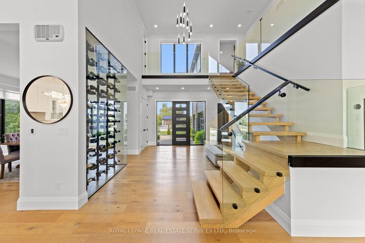 Property Photo:  118 Barton Boulevard  ON N0H 1J0 