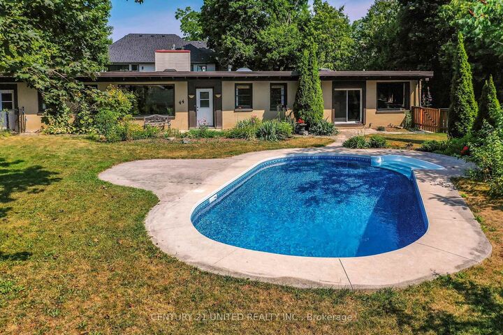 44 Moorecraig Road  Peterborough ON K9J 6V7 photo