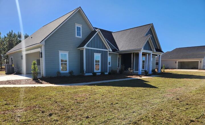 Property Photo:  125 Willow Oak Loop  GA 31763 