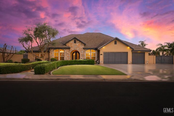 15027 Henderson Avenue  Bakersfield CA 93314 photo
