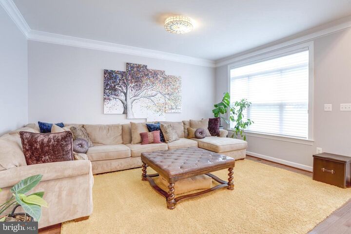 Property Photo:  25184 Crested Wheat Drive  VA 20105 