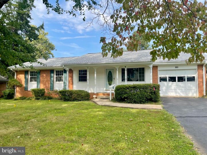 Property Photo: 351 Chappell Street VA 20186