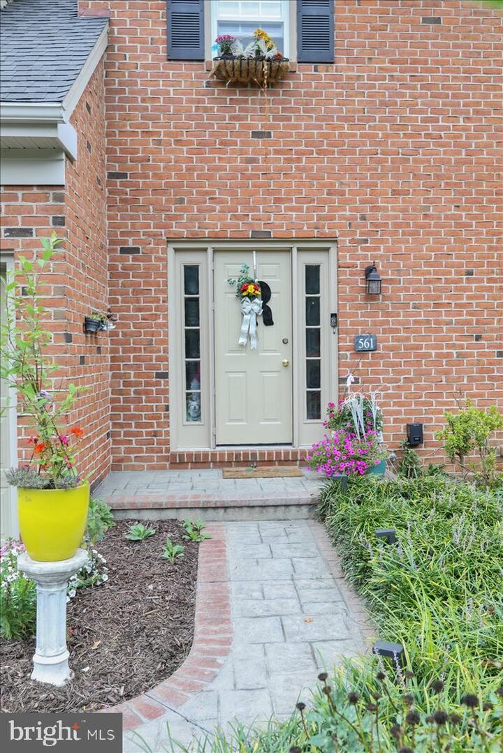 Property Photo: 561 Millcross Road PA 17601