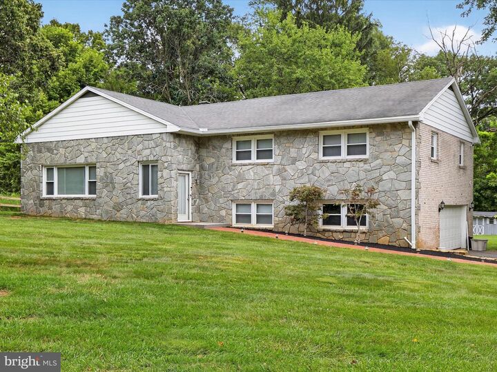 Property Photo: 2010 Landis Valley Road PA 17601