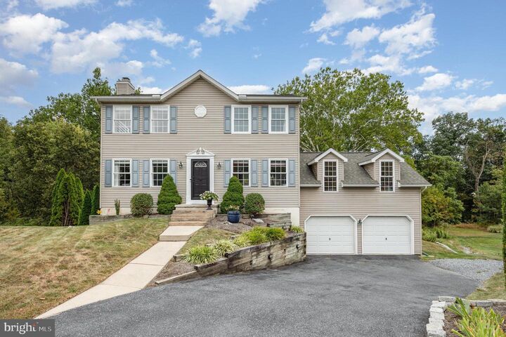 8495 Kensi Court  Hummelstown PA 17036 photo