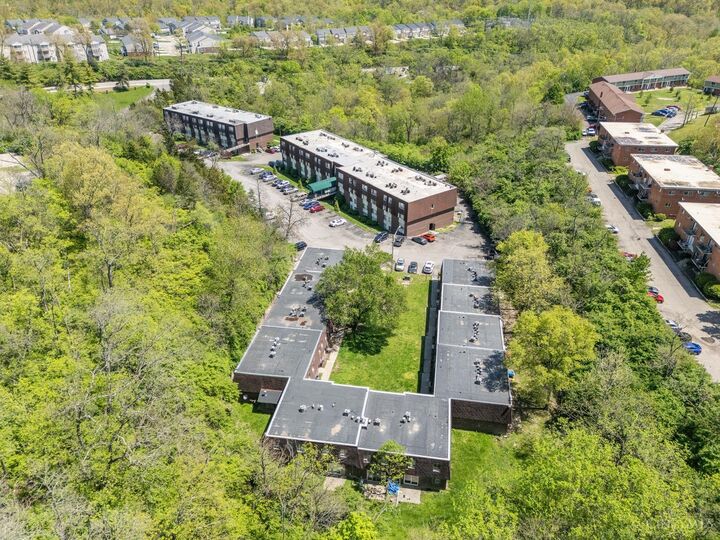 5459 Kirby Avenue  Cincinnati OH 45223 photo