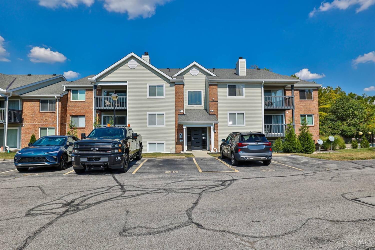 Property Photo: 9319 Winton Road OH 45231