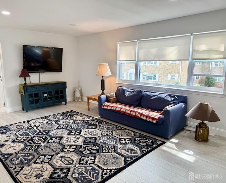 Property Photo:  57 Judson Street 3 B  NJ 08837 