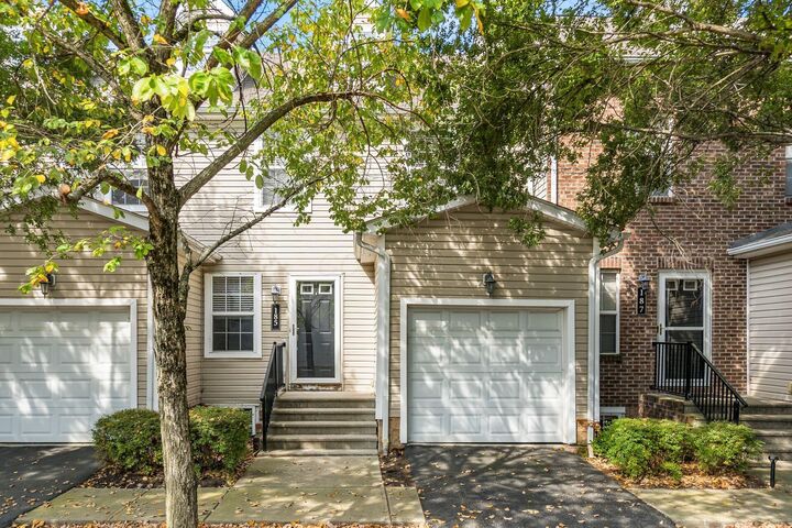 Property Photo:  185 Prairiecreek Way  OH 43213 