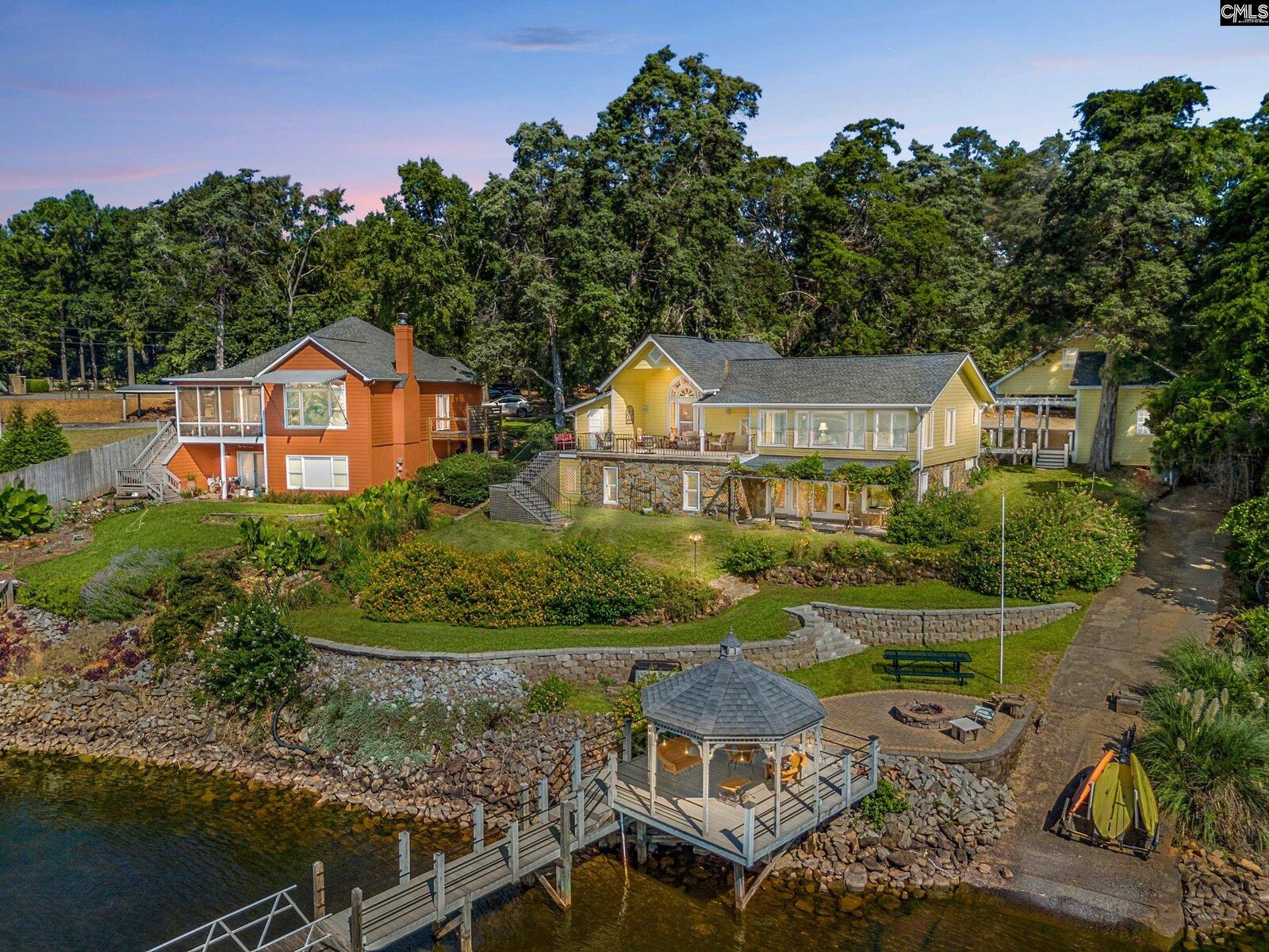 Property Photo: 321 Cove View SC 29212