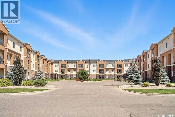Property Photo:  231 142 Pawlychenko Lane  SK S7V 0N7 