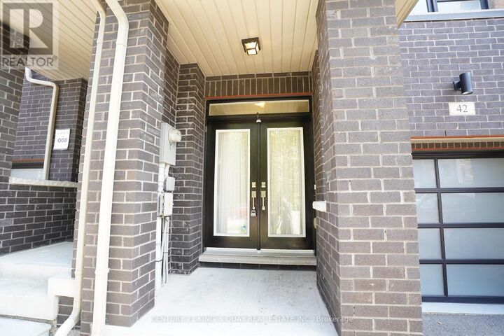 Property Photo: 42 Fancamp Drive ON L6A 4Z1